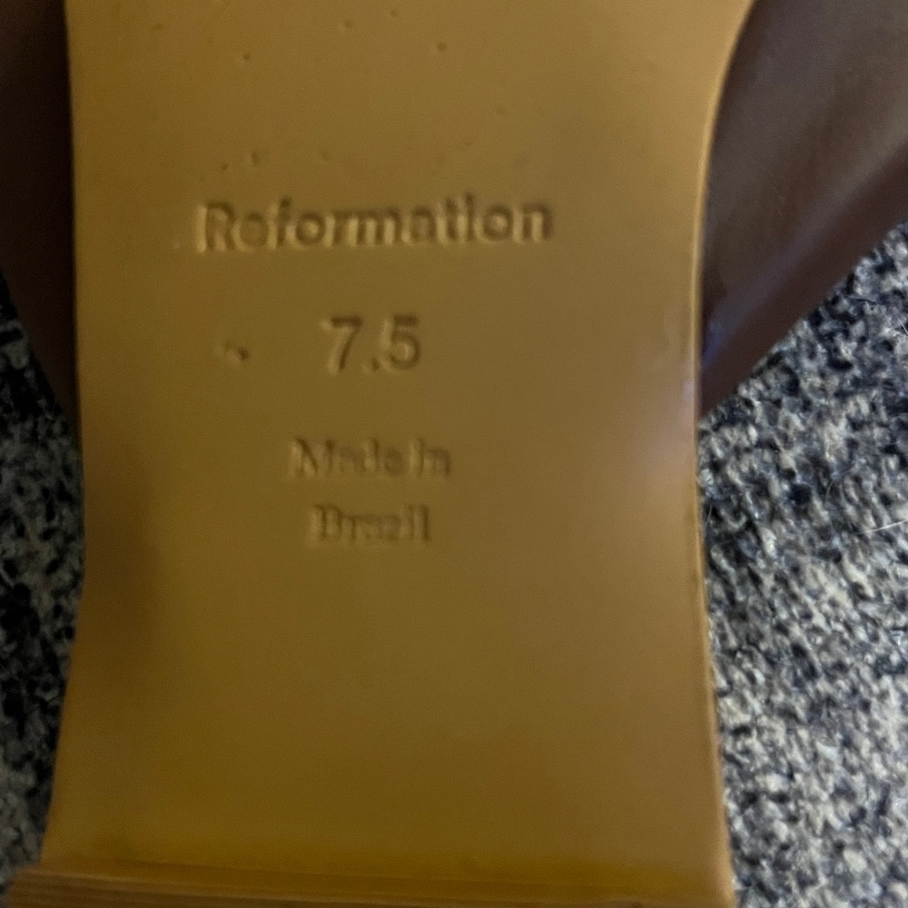 Reformation Mikki Twist Flat Sandal - Picture 11 of 16